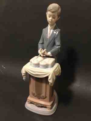 LLADRO COMING OF AGE  Bar Mitzvah  #6172  No BOX Retired "RARE" 10.5" ????????????