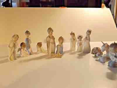 MINT/RARE 14 piece Lladro porcelain nativity set ornaments