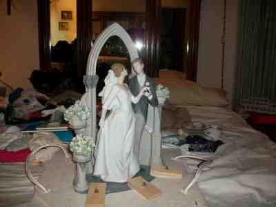 Lladro # 1869 A Vow of Love 2002-2010