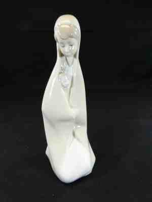 Lladro Porcelain Mother & Child Mary & Baby Jesus Madonna & Messiah Figurine