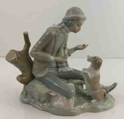 Lladro Nao Daisa #1101 - Homeward Bound - Boy Walking With Puppy In Bag