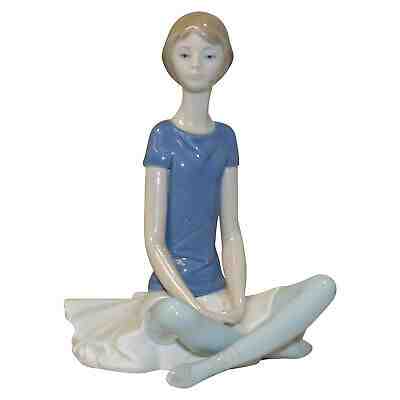 Lladro Figurine 1358 ln box Beth