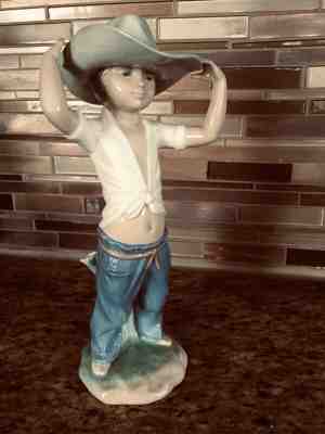 Lladro-NAO Large Cowboy With big hat and cactus 10” tall - Mint condition 