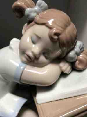 Rare And Collectible Lladro : Waiting Value Guide - Price List