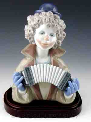 Lladro Figurine FINE MELODY CONCERTINA CLOWN HEAD BUST & WOOD BASE #5585 Mint