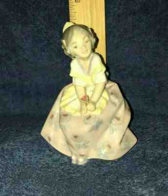 LLADRO, Lolita, 5372, Valencia girl