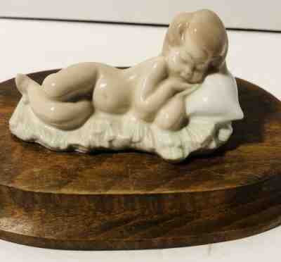 Lladro Baby Jesus Nativity Sleeping Child Porcelain Figurine