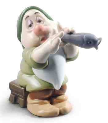 Nao by Lladro Porcelain Disney Dwarf Sleepy Figurine Ornament 11cm 02001818