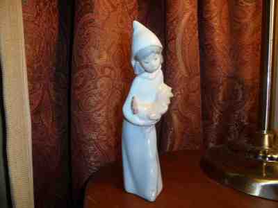 lladro woman with chicken