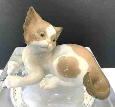 LLADRO 5114 SURPRISED CAT KITTEN 1981 RETIRED MADE SPAIN PORCELAIN FIGURINE