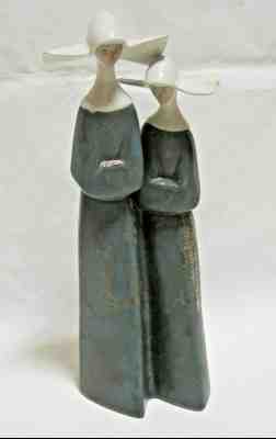 Lladro Two Nuns Religious Figurine with Rosary Gres 2075 - 13 1/2"Tall
