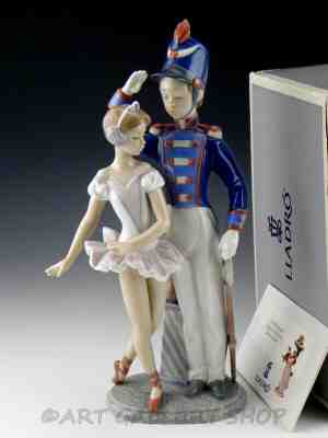 Lladro Figurine NUTCRACKER SUITE BALLERINA BALLET DANCER SOLDIER  5935 Mint Box 
