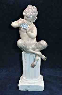 Lladro Spanish Porcelain Figurine WHISTLE SATYR Faun Playing Pipes 01011007