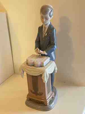 Lladro Coming Of Age Bar Mitzvah #6172 Retired (Missing Yad)