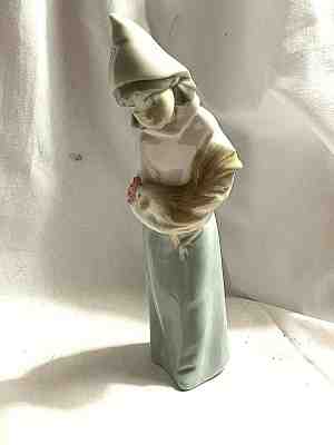 lladro woman with chicken