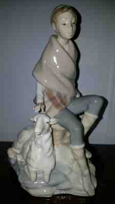 Lladro figurine retired Little Shepherd with goat #4817, no box