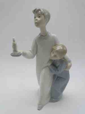 Retired Lladro Boy and Girl With Candle 8in #4874G Figure