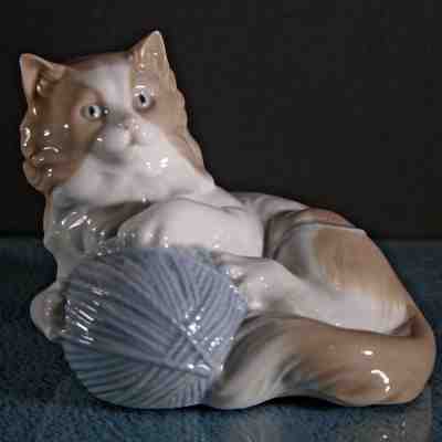 Rare And Collectible Lladro : Nao 1990 Lladro Value Guide - Price