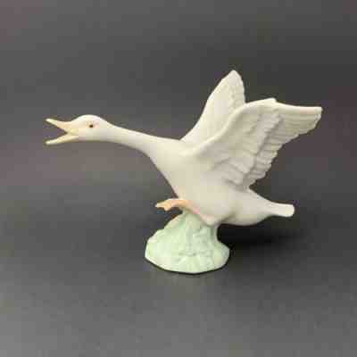 Retired Lladro #1265 'Duck Jumping'  Duck in Flight Mint Condition