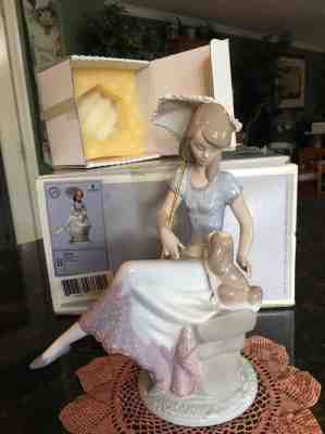 Lladro Figurine 