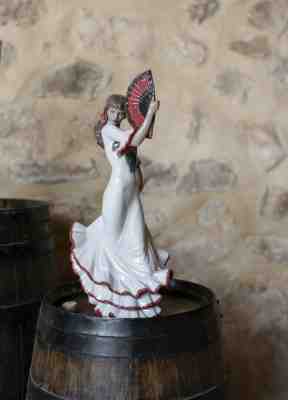 Passion and Soul Flamenco Woman Figurine. 60th Anniversary. Red YOUNG LIVING