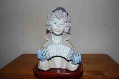 Lladro Porcelain Figurine Fine Melody Clown 5585 Beautiful Mint Condition!