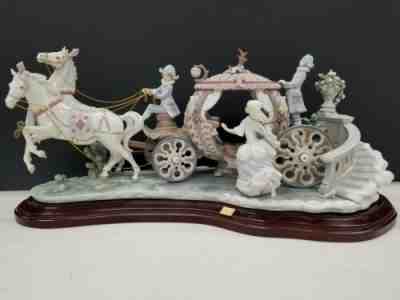 LLadro #1493 Cinderella At the Stroke of Twelve 