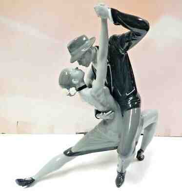 PASSIONATE TANGO -NOIR- LIMITED WOMAN AND MALE DANCING FIGURINE BY LLADRO #9140