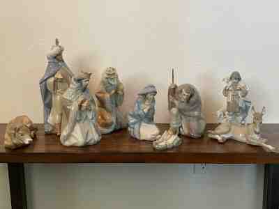 Lladro Nativity Set 9 piece - PRISTINE CONDITION