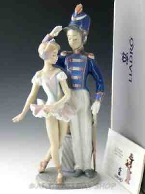 Lladro Figurine NUTCRACKER SUIT SOLDIER & BALLERINA DANCER 5935 Retired Mint Box