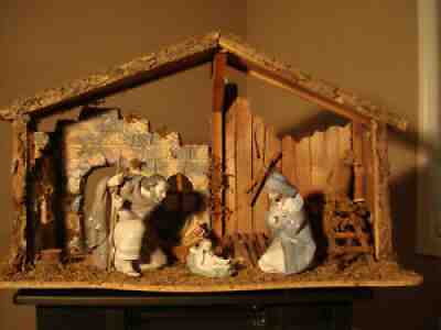 lladro nativity with creche, Jesus, Mary and Joseph