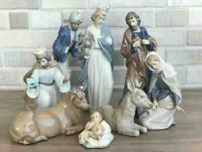 Nao by Lladro Nativity Set 8 pieces New in original boxes