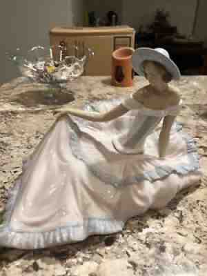 Nao By Llardo Daisa Lady With Hat Rare Discontinued 1994 1265 Handmade In Spain