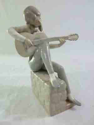 Rare And Collectible Lladro : Girl With Guitar Value Guide - Price