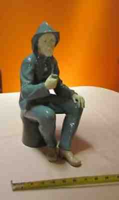 RARE NAO/LLADRO #262 LARGE OLD FISHERMAN SAILOR WITH PIPE- EXCELLENT/MINT