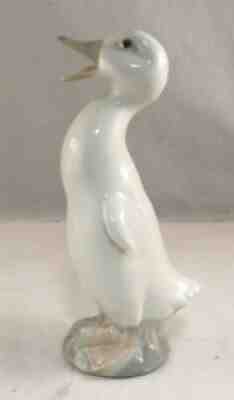 VINTAGE UNMARKED NAO LLADRO ROSAL DAISA PORCELAIN STANDING DUCK FIGURE FIGURINE