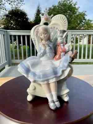 リアドロ　アリスインワンダーランド Rare And Collectible Lladro : Alice White Rabbit Value Guide