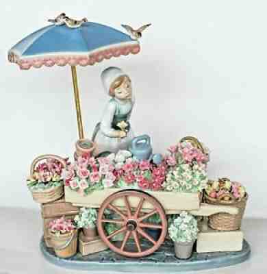 LLADRO FLOWERS OF THE SEASON Girl With Flower Cart Figurine Sculpture #1454 MINT