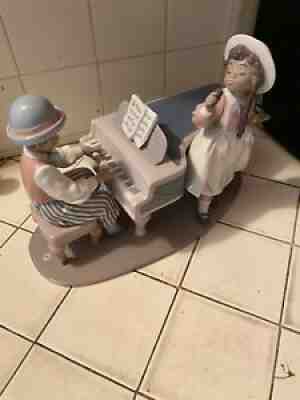 Lladro Piano Jazz Duo 5930 Beautiful