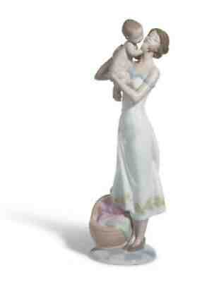 lladro mother holding baby