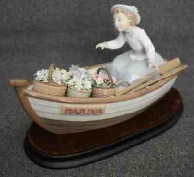 RARE 2002 LLADRO DAISA BLOOMS ON BOARD YOUNG GIRL IN BOAT FLOWERS PLATFORM W BOX