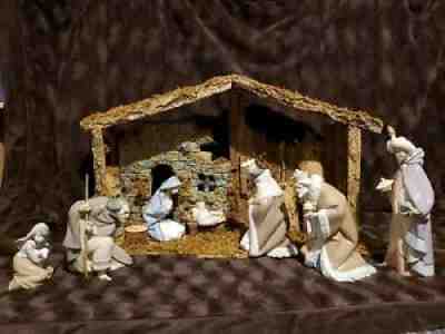 8-piece Lladro nativity large scale set including stable