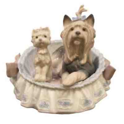 LLADRO Yorkshire Terriers Our Cozy Home Puppy Dog Yorkies Figurine 6469