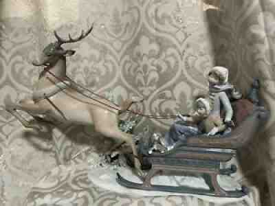 Original Lladro #1429 'Winter Wonderland'- Deer & Sleigh