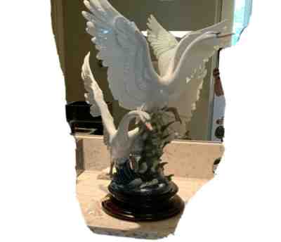 Mint Signed Lladro Swans Take Flight 5912 Retired No Box Incl. Wood Base