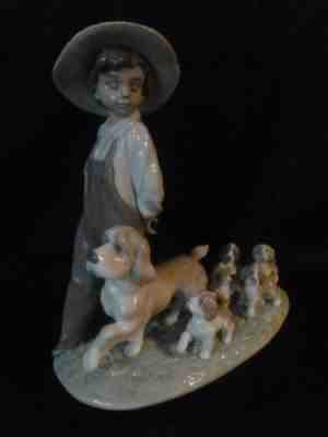 LLADRO MY LITTLE EXPLORERS 6828 ~MIB~FABULOUS AND ENDEARING PRIVILEGE PIECE~WOW!