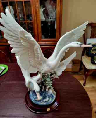 Lladro popular very large beautiful 17 inch statue