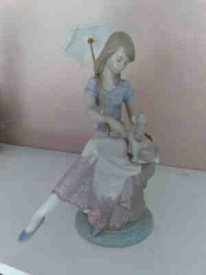 LLADRO #7612 GIRL W/ UMBRELLA & DOG â??PICTURE PERFECTâ? 5TH ANNIVERSARY No Box