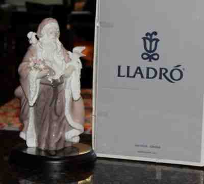 Lladro 1890 Father Christmas Spirit of Nature 13.5