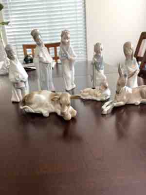 Lladro Nativity Figurine Childrens Set 8 Piece Good Condition